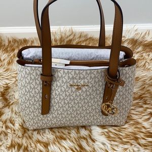 Michael  MEL vanilla/ACRN SM TOTE